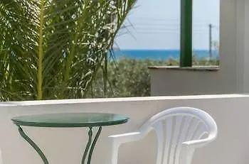 Vrettos Beachfront Плака