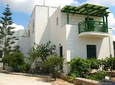Vrettos Beachfront Апартаменты