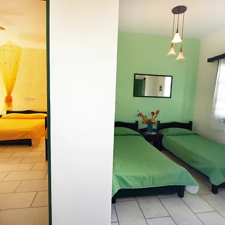 Апартаменты Vrettos Beachfront Плака